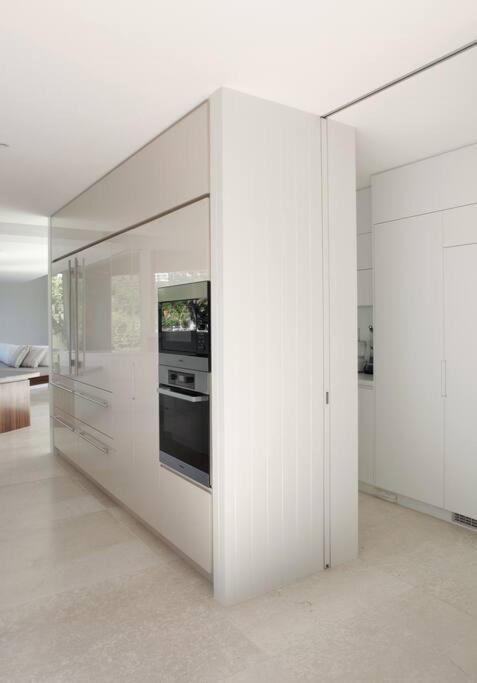 Pousada Racquet Retreat By Secret Destinations- Short Walk To Hastings Street