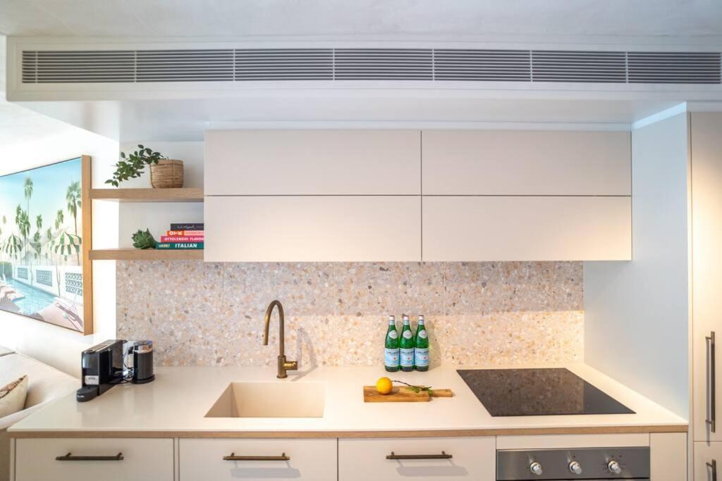 Little Cove Luxe Naousa 10 Apartment *