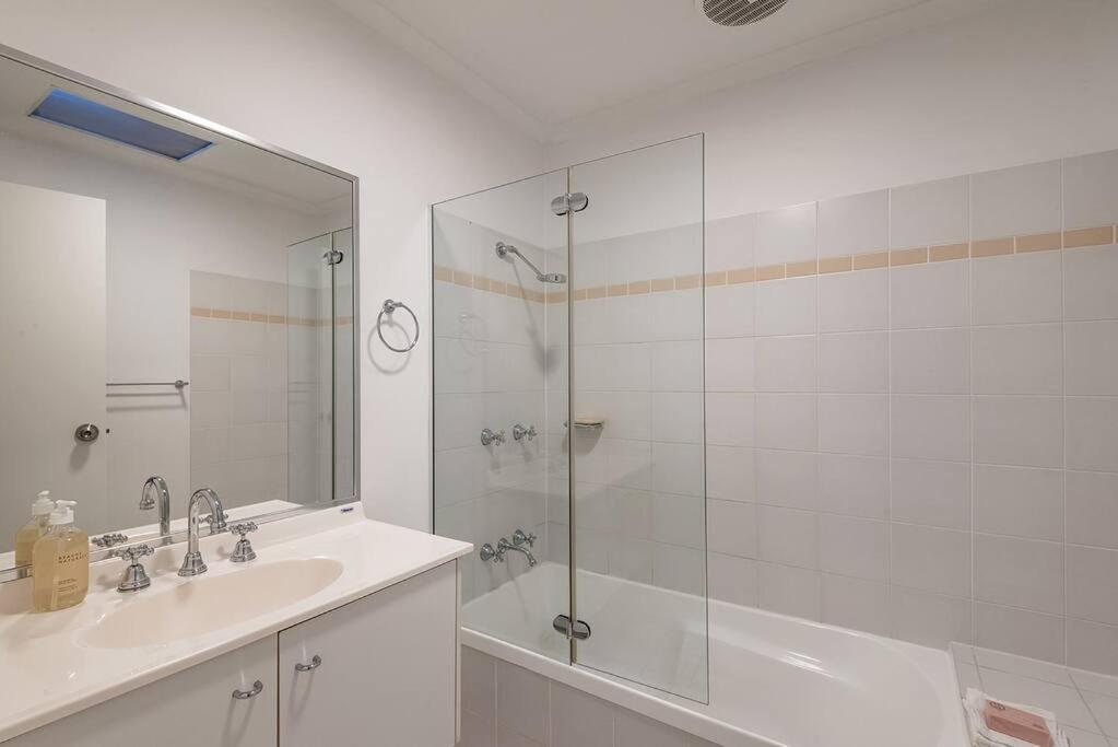 Noosa River On Gympie Terrace Apartment