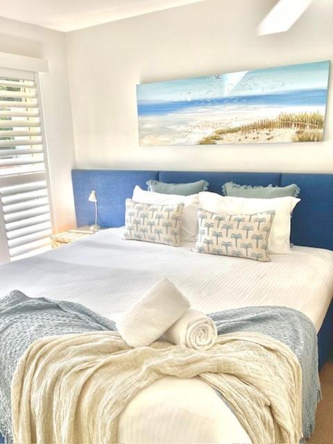 Apartment Coastal Luxe On Hastings St - 2 Bedroom *