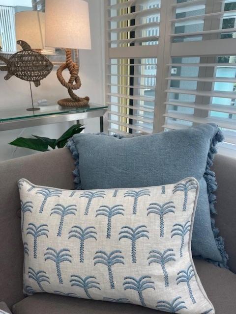 Coastal Luxe On Hastings St - 2 Bedroom