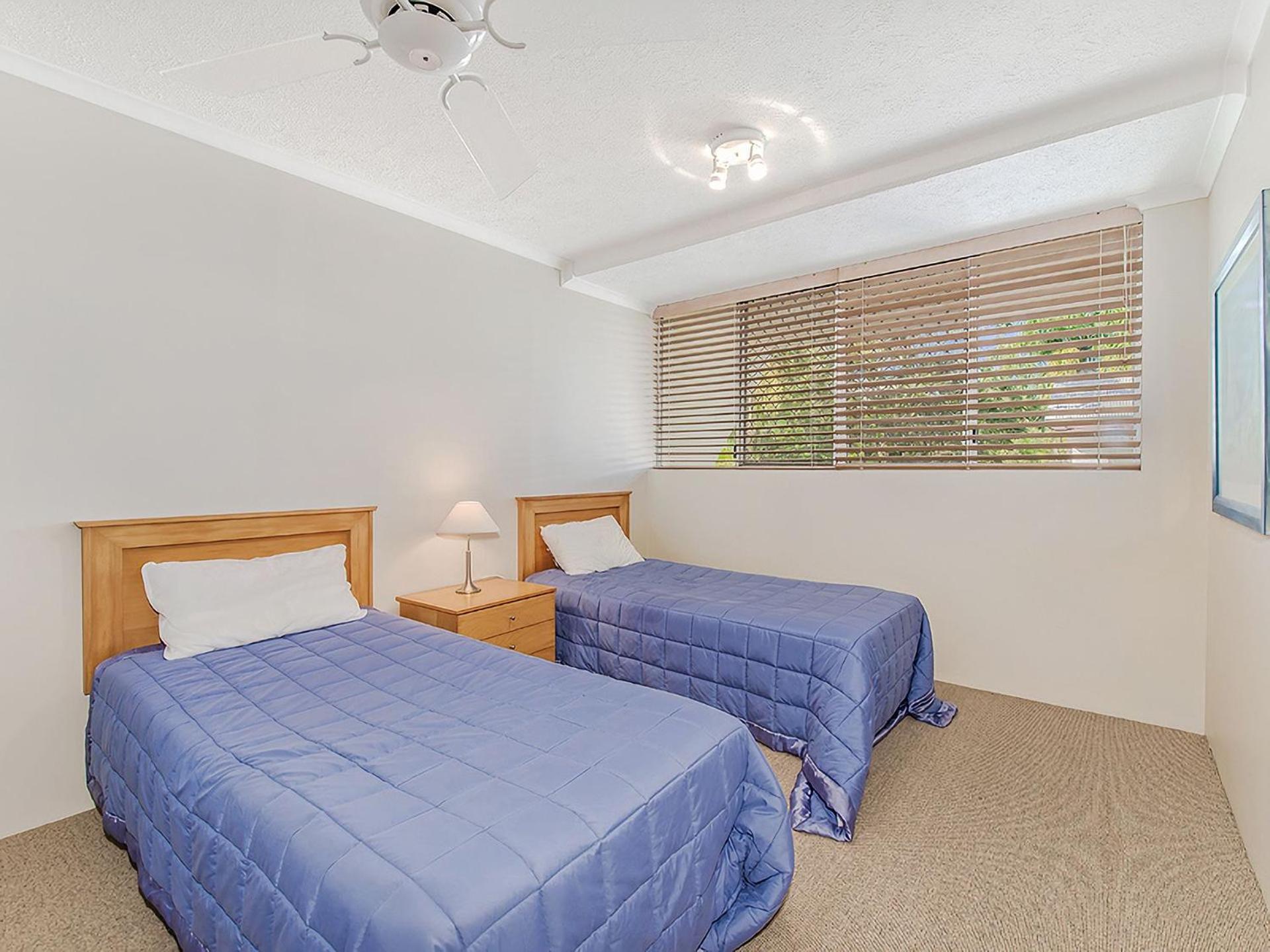 Apartment 3 Mariners Point *