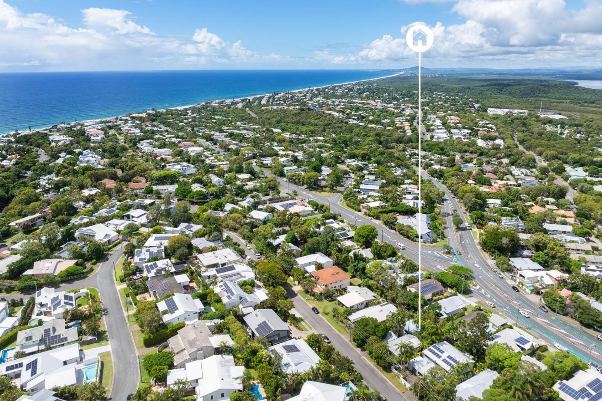 2 19 Nebula Street Sunshine Holiday home Sunshine Beach