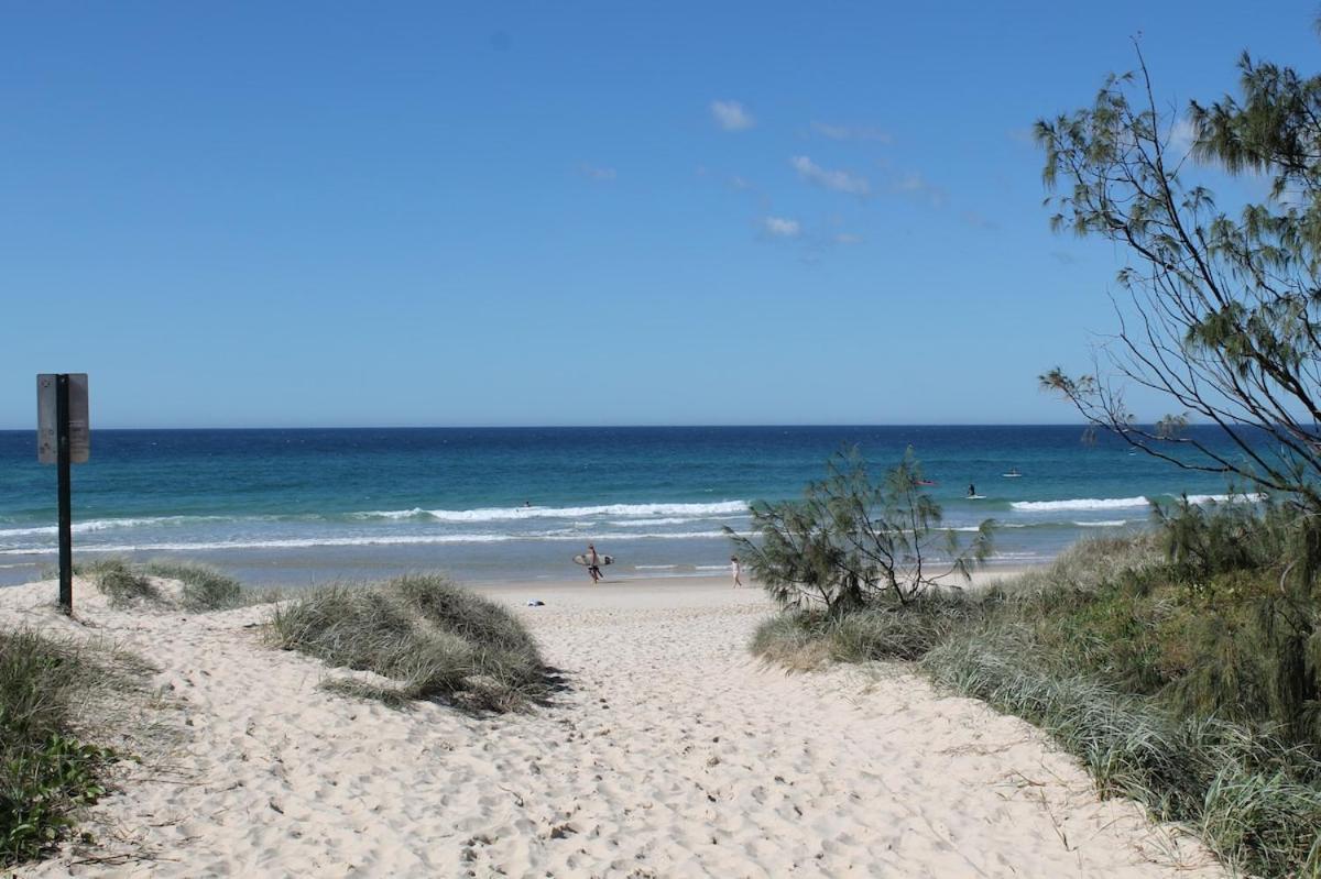 Little Gem In Peregian - Walking Distance To With Pool