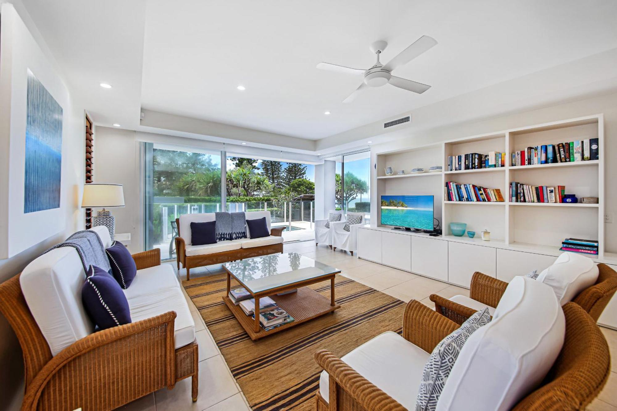 Apartment Hale Lani 1 Sunshine Bliss & Pool Sunshine Beach