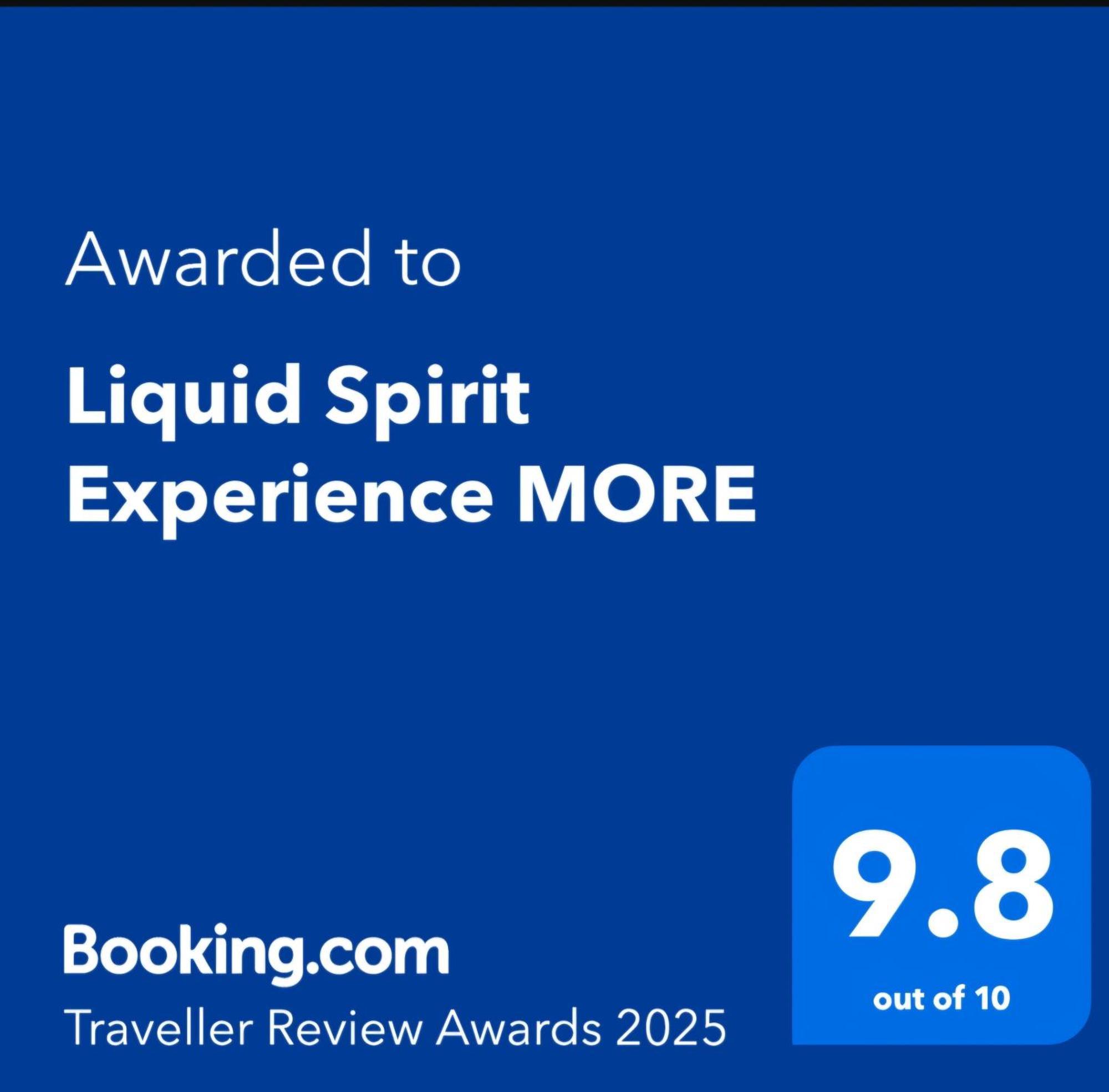 Apartment Liquid Paradise - Steps To Hastings And Noosa Heads