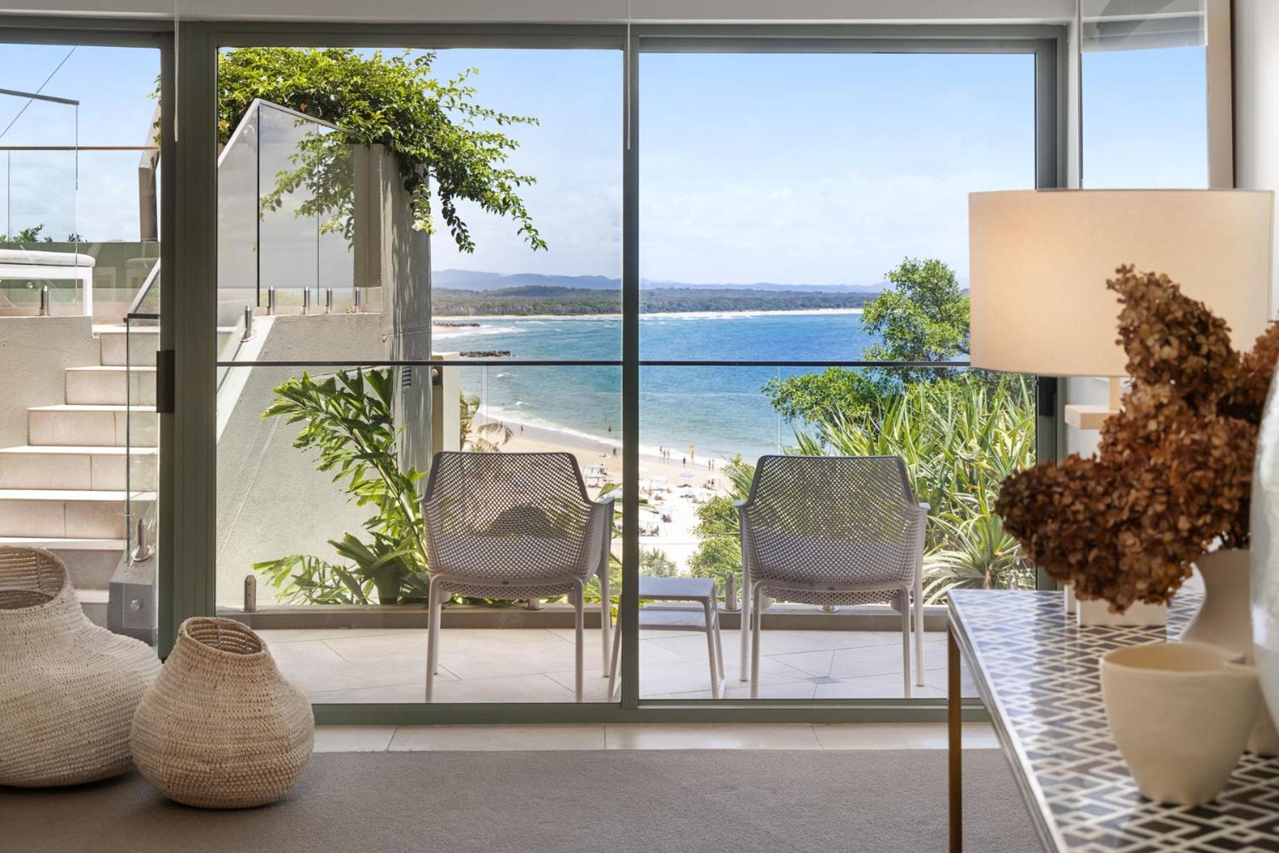 Hastings Park: Modern, Ocean View Retreat Apartment *