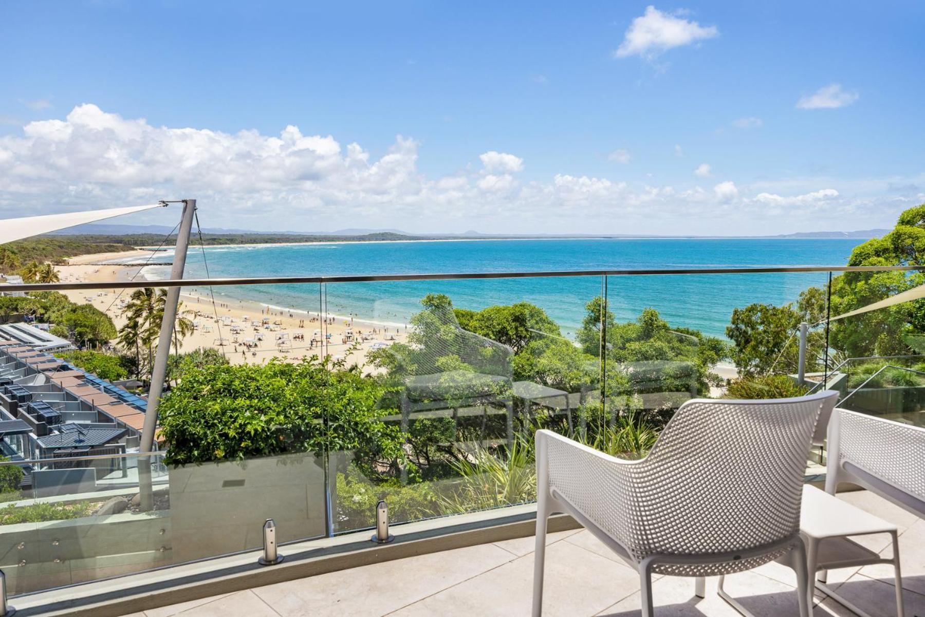 Apartment Hastings Park: Modern, Ocean View Retreat