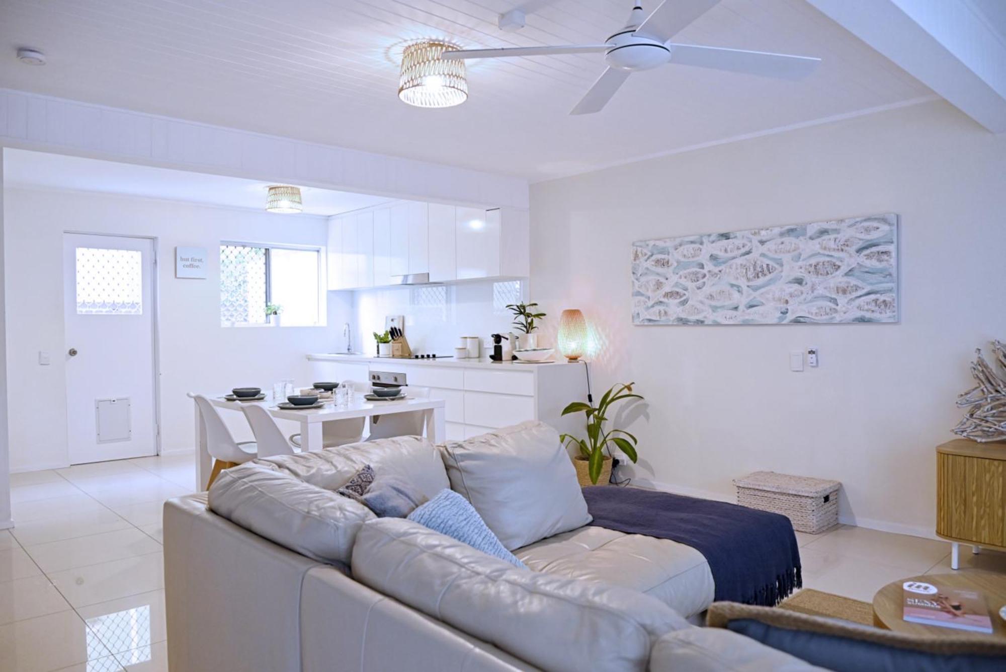 Little Gem In Peregian - Walking Distance To With Pool
