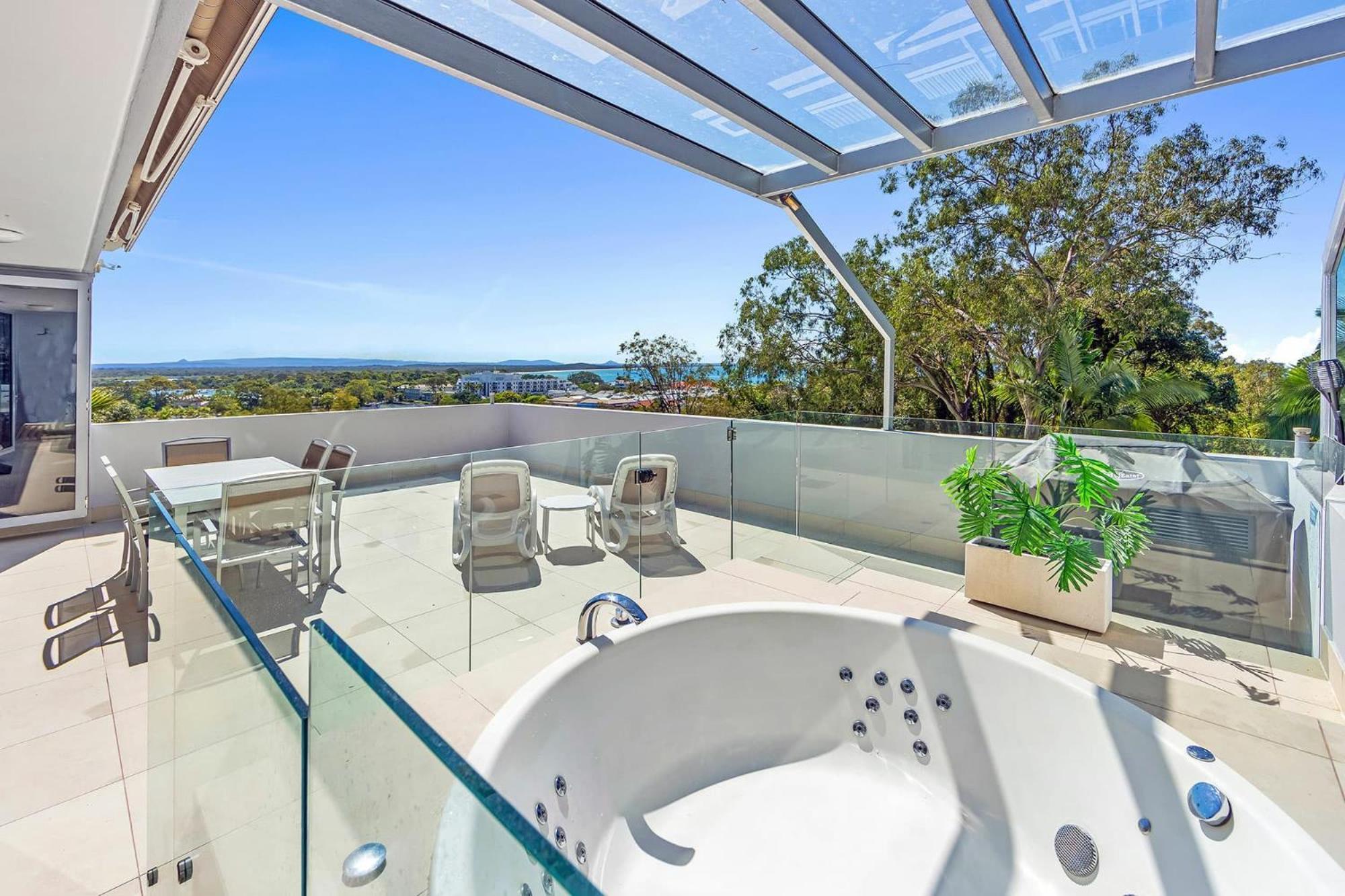 Picture Point Terraces 4*