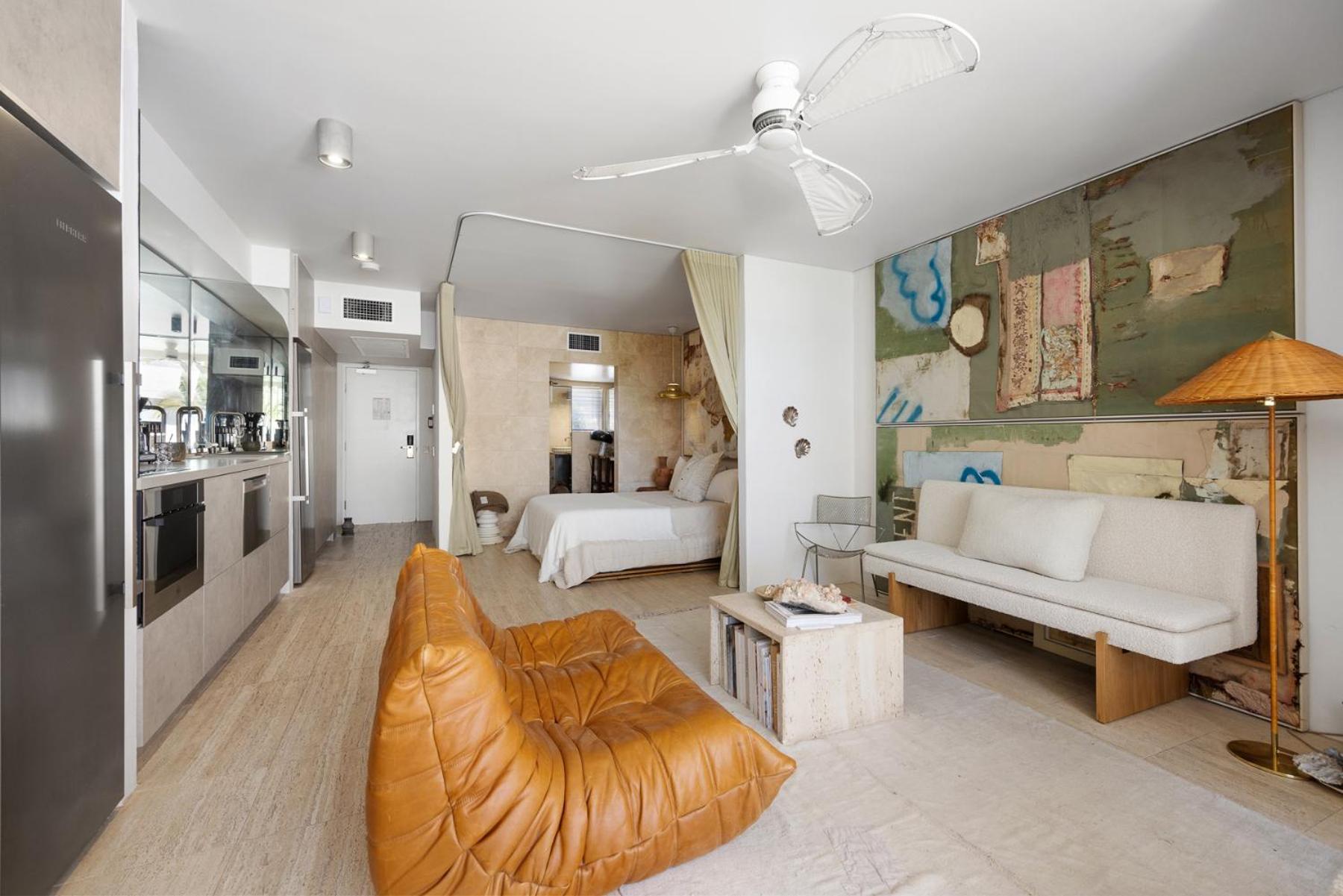 Apartment The Sunroom On Hill With Rooftop *