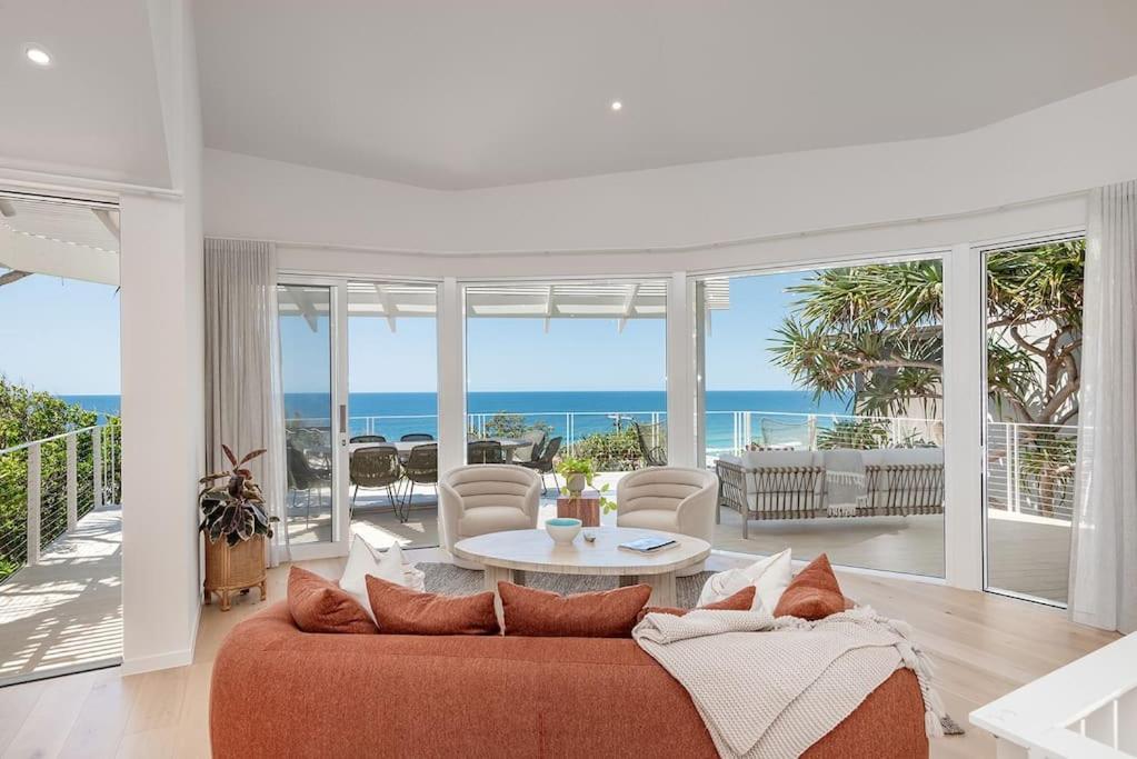 Seaviews At Sunshine Beach,4bd, Pool Holiday home