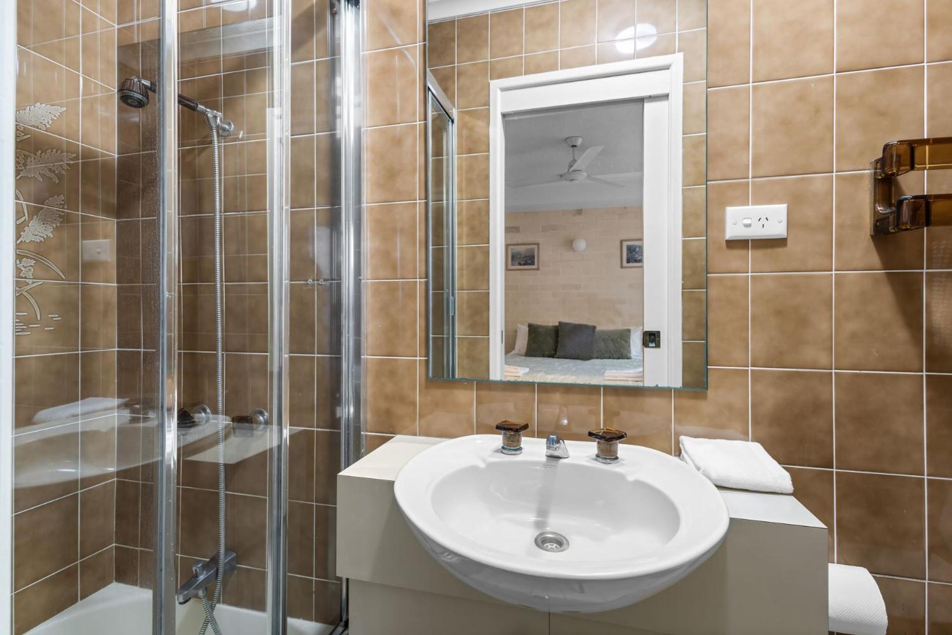 4-9 Angler Street * Noosa Heads