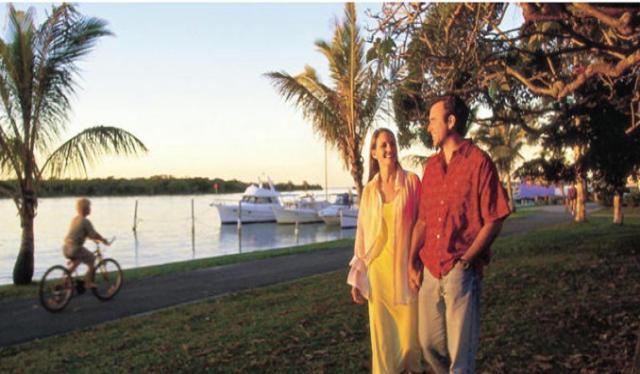 Cayman Quays Motel 3*