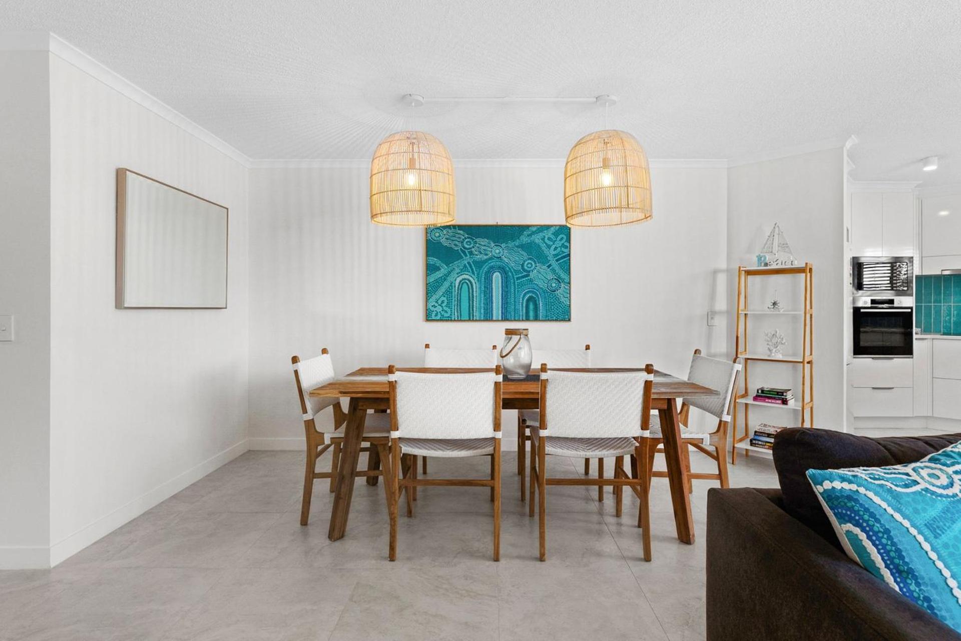 6 Parkshores Sunshine Location Location Location 100m To Access *