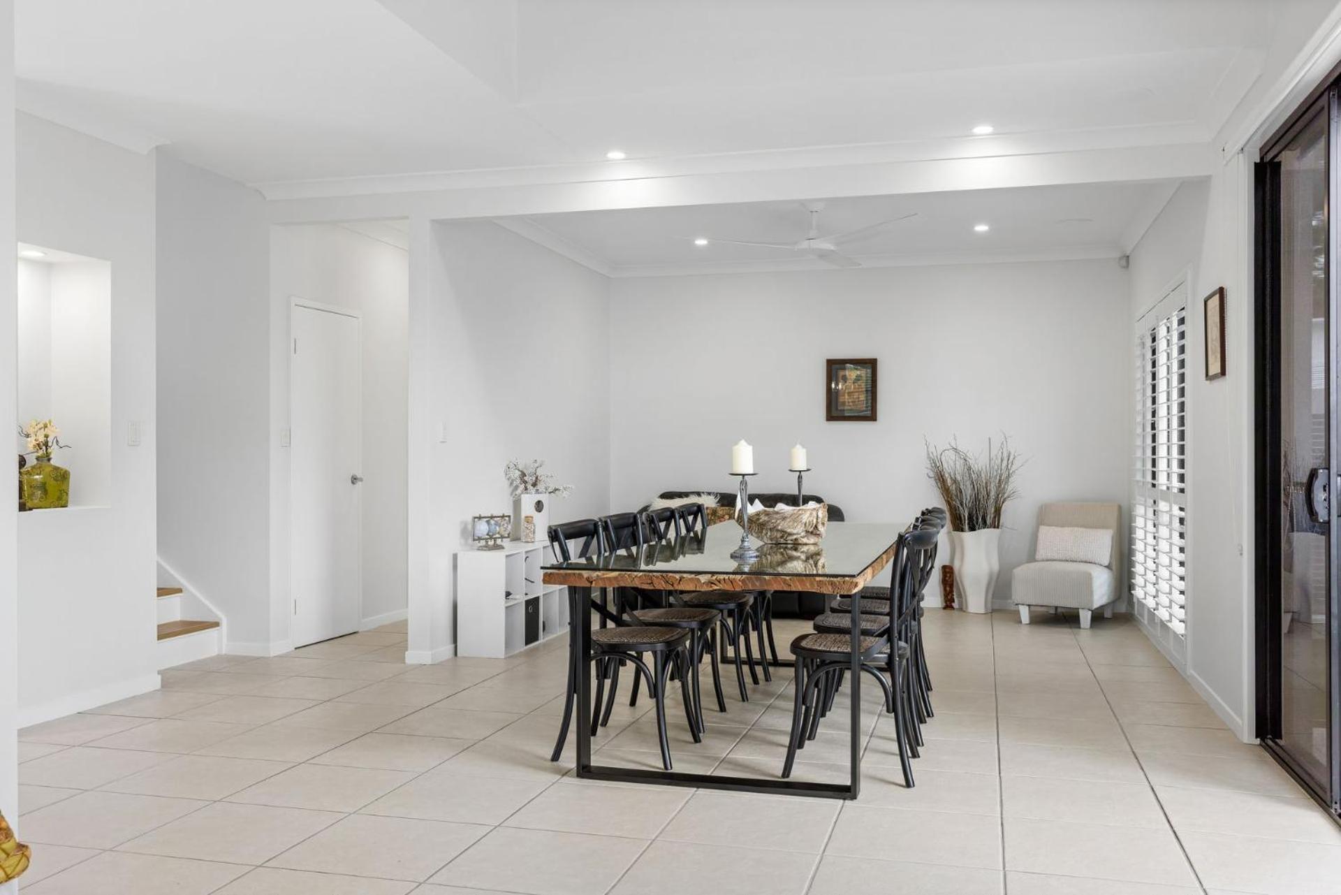 17 Treasure Cove * Noosaville