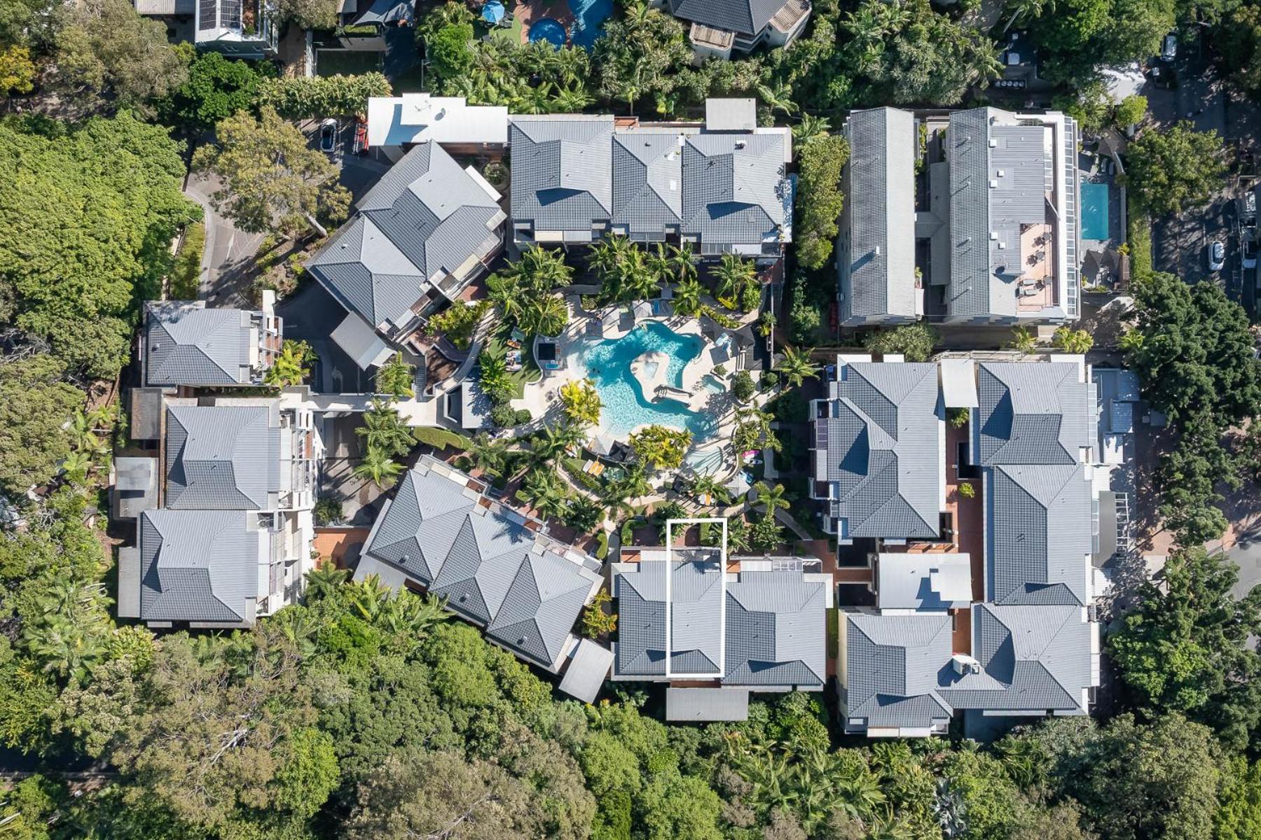 The Isla On Hastings * Noosa Heads