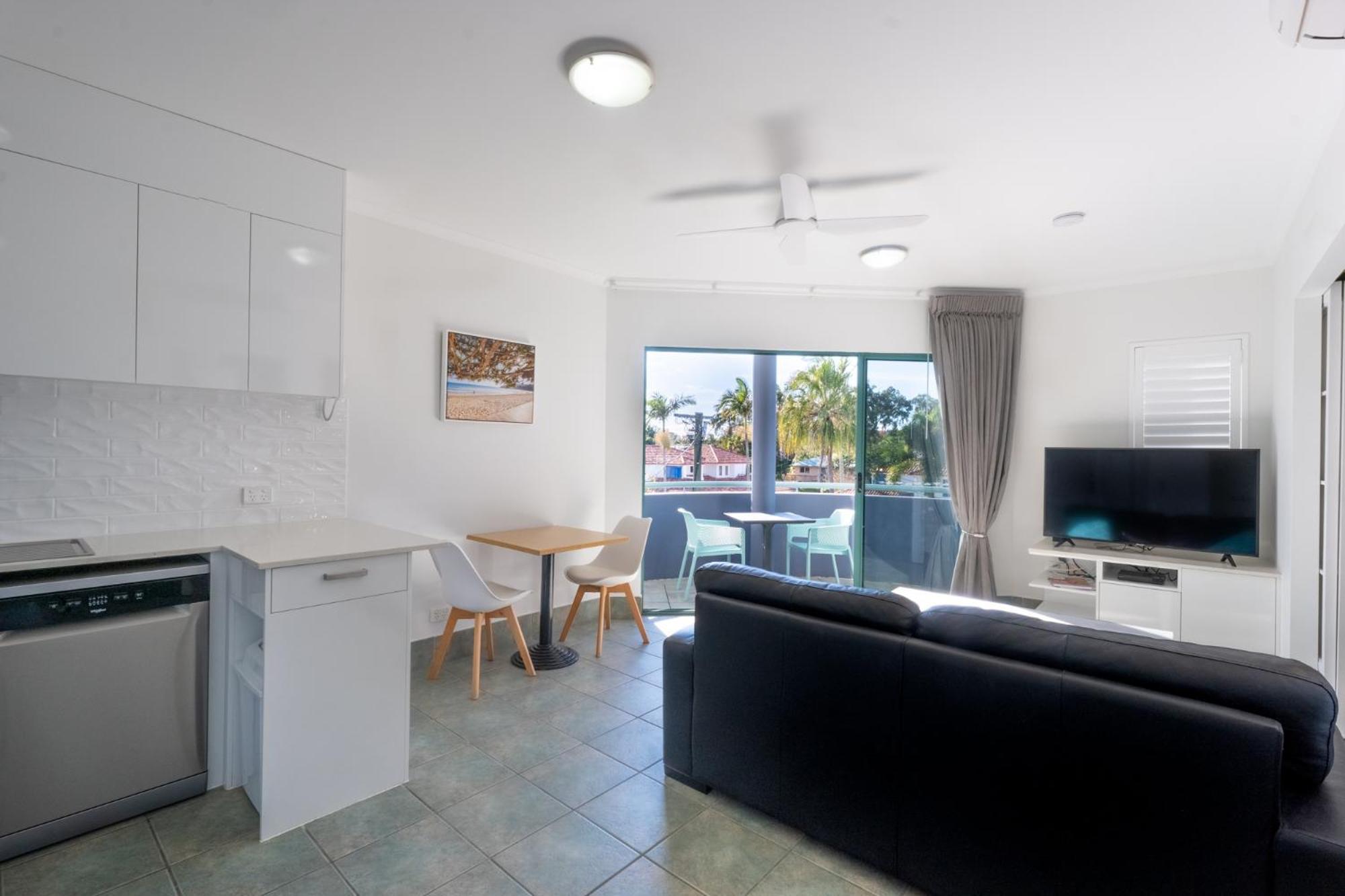 Noosa River Sandy Shores 4*