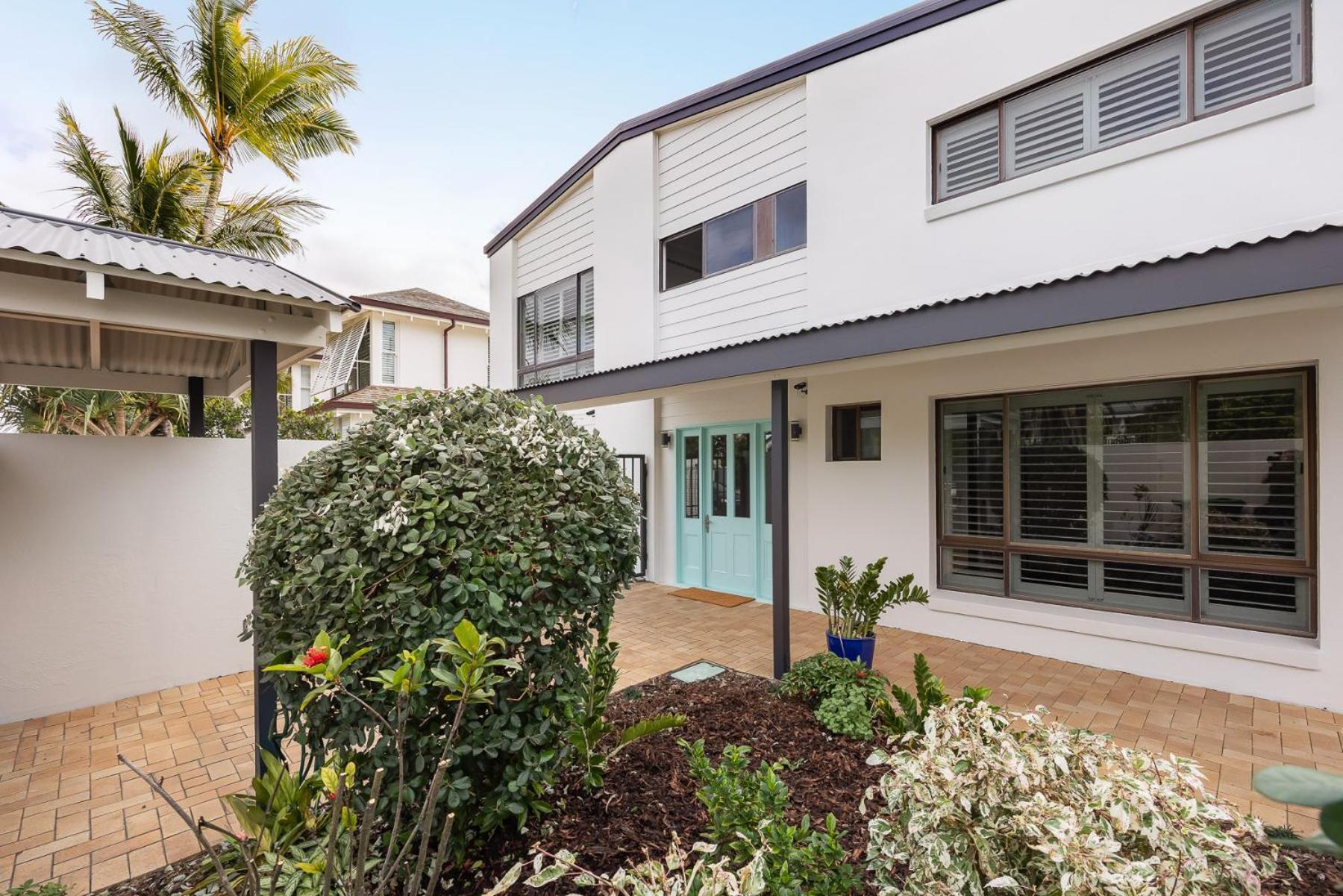 Breathtaking River Views On Noosa Parade Holiday home Noosa Heads