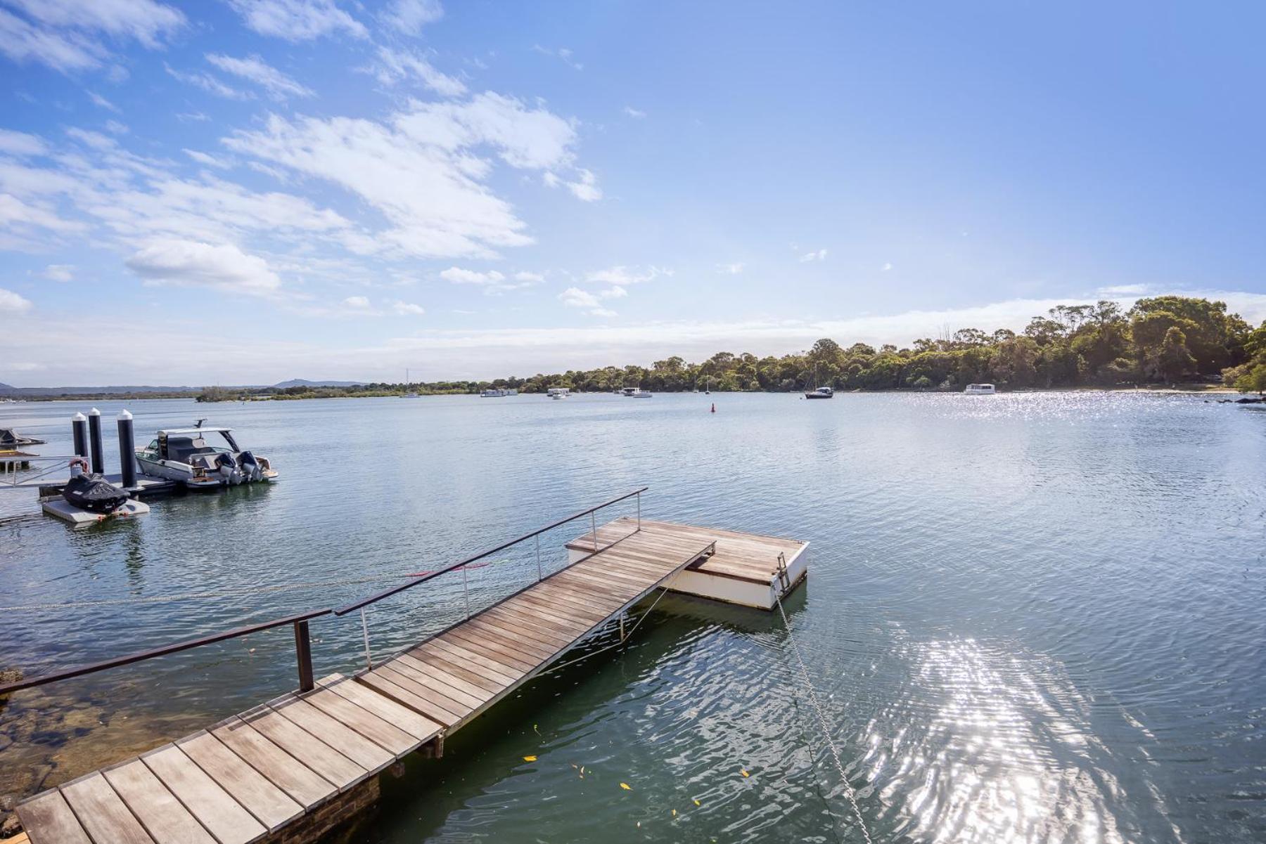 Breathtaking River Views On Noosa Parade Holiday home Noosa Heads