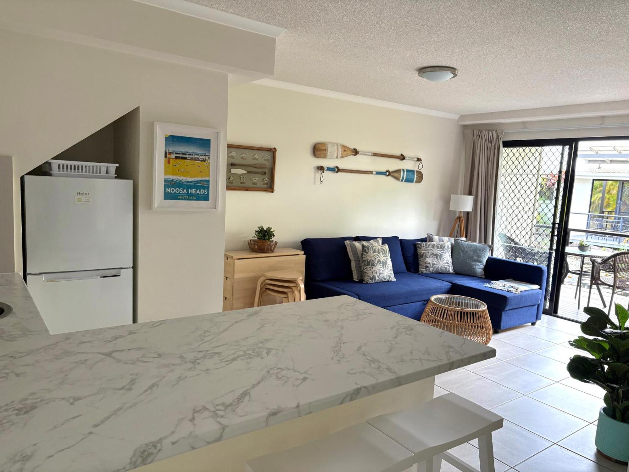 Nautical Stylish Ground Level 1 Bedroom Unit Noosaville