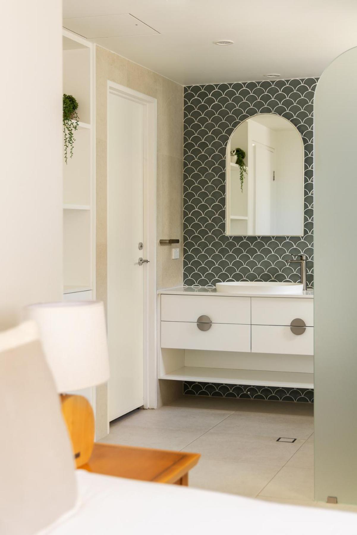 Laguna 621 Oasis On Hastings St Apartment *