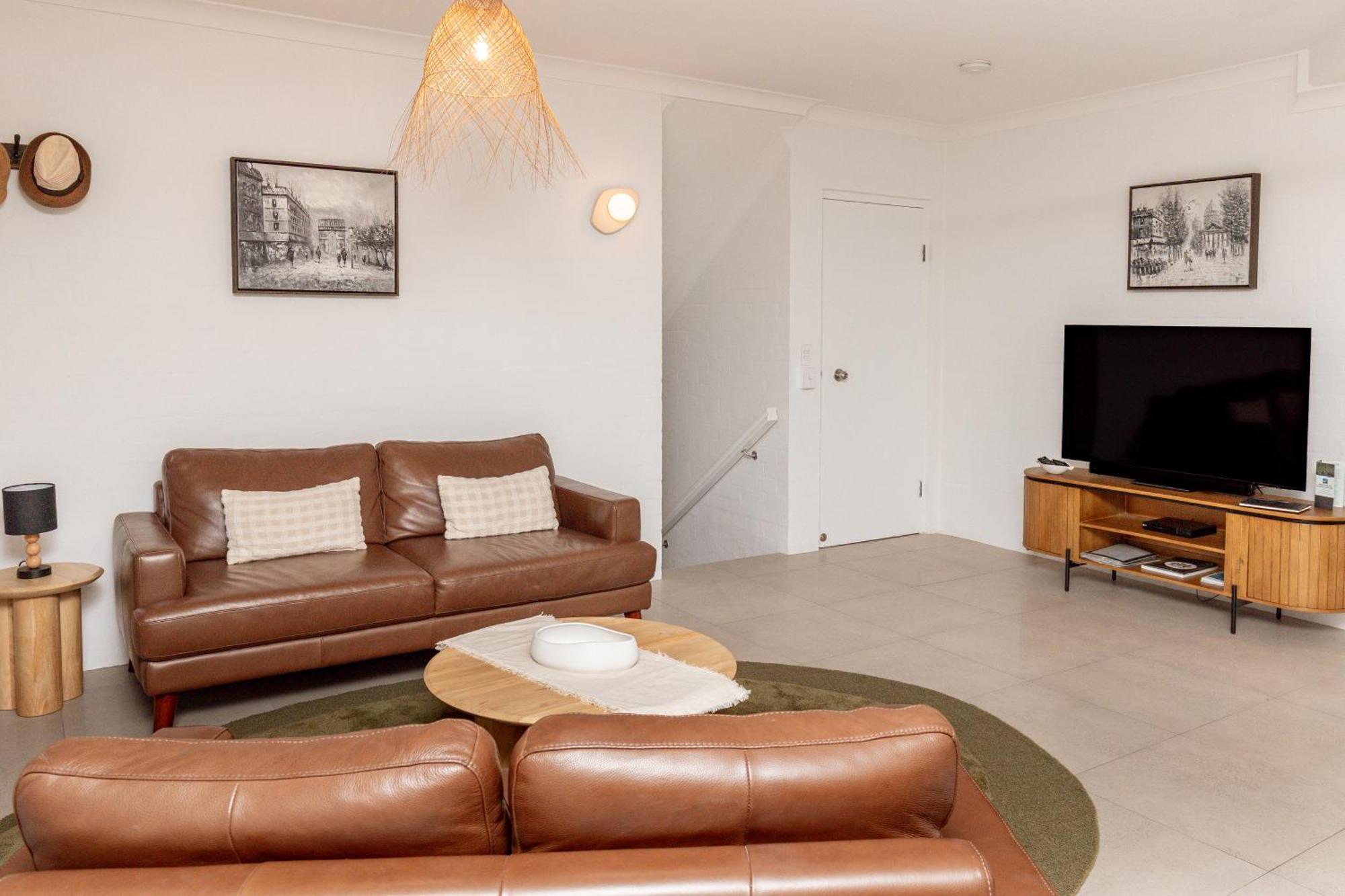 Tranquil At Its Beach, Bush, Good Food. Apartment *