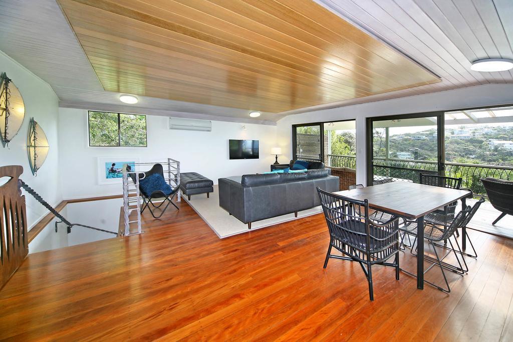 Coastal Pet Retreat With A View Holiday home *