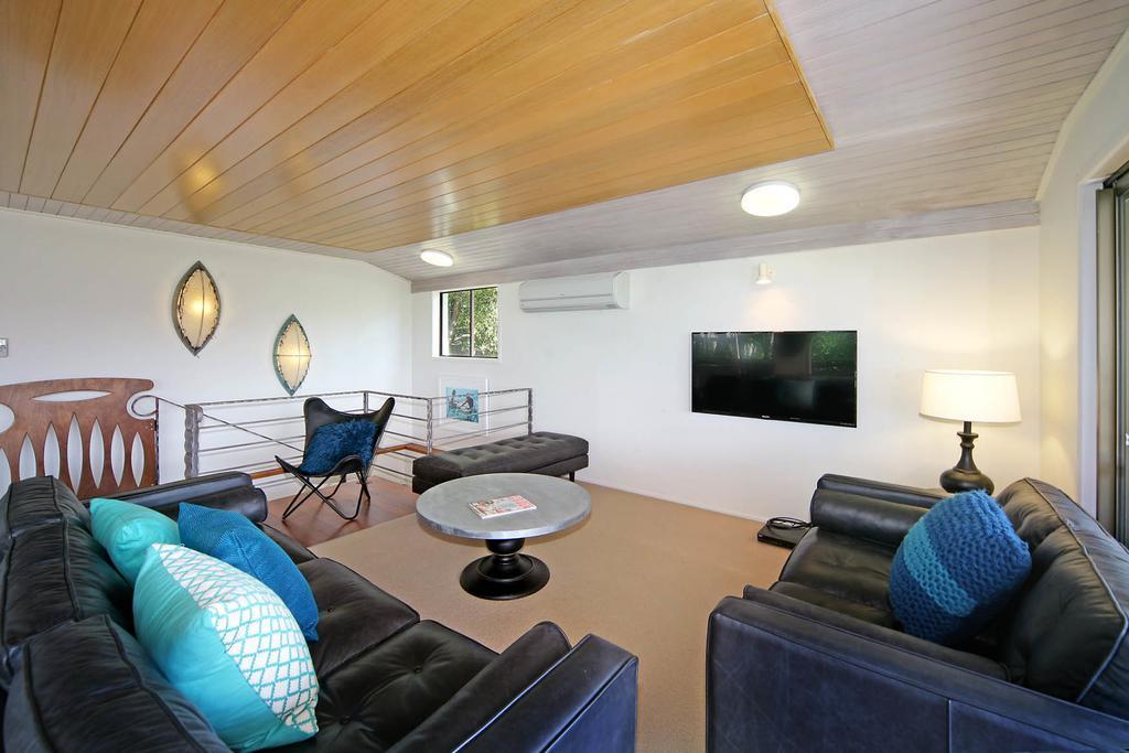 Coastal Pet Retreat With A View Holiday home Noosa Heads