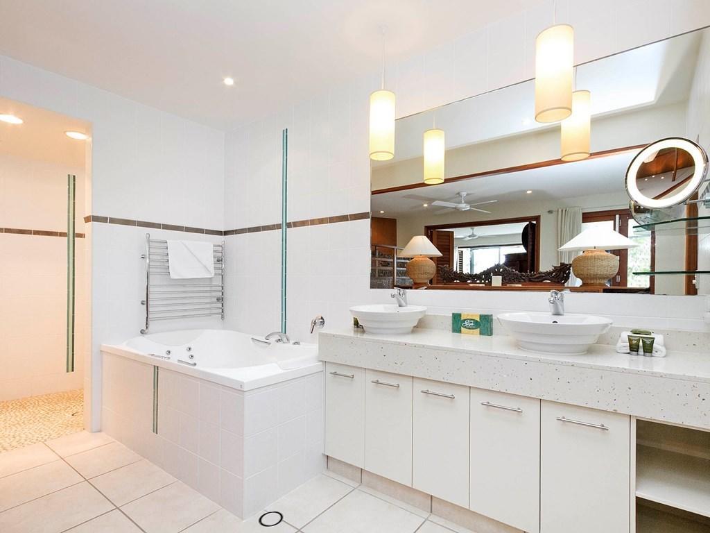 Noosa Dua Apt 1 Riverside Pool Escape Noosaville