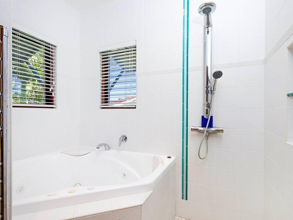 Noosa Dua Apt 1 Riverside Pool Escape Holiday home