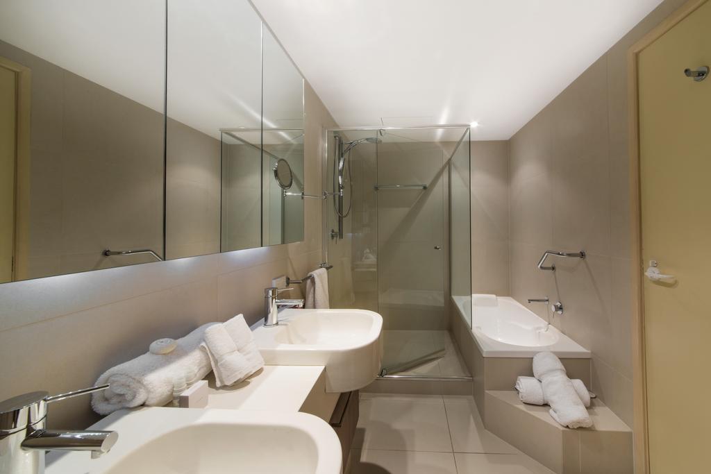 Aparthotel Hastings Park 4*
