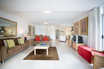 Skippers Cove Waterfront 4*