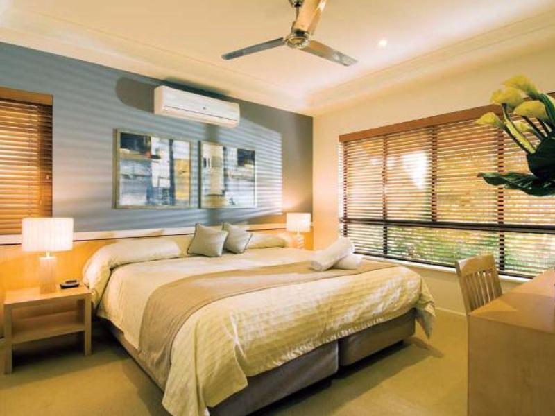 Springs Golf & 4* Noosa Heads