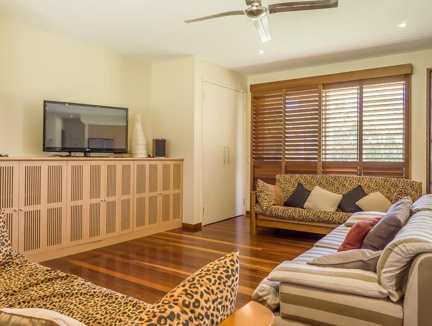 Stone House Holiday home Noosaville