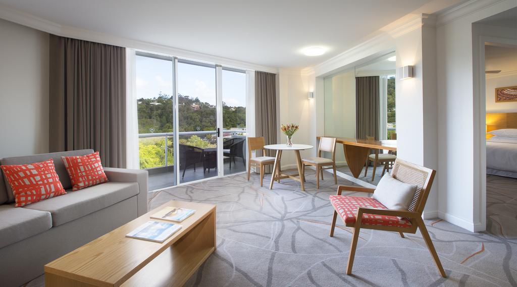 Sofitel Pacific 5*