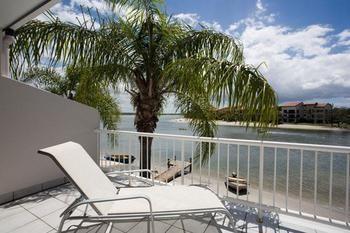 Skippers Cove Waterfront Noosaville