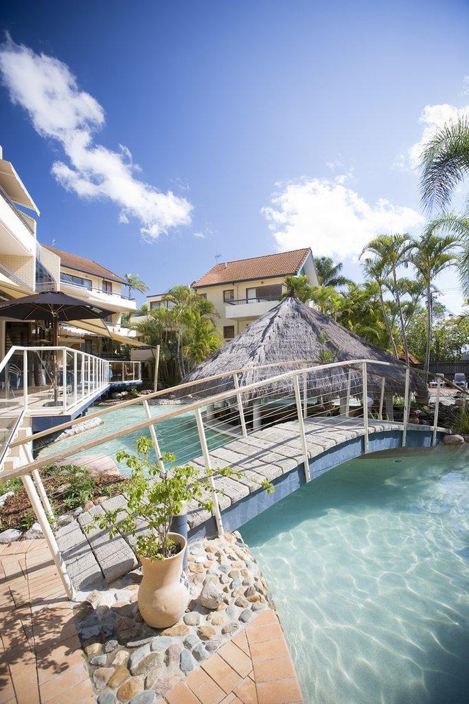 International Aparthotel 3*