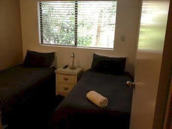 Cockleshell Sands Apartment *