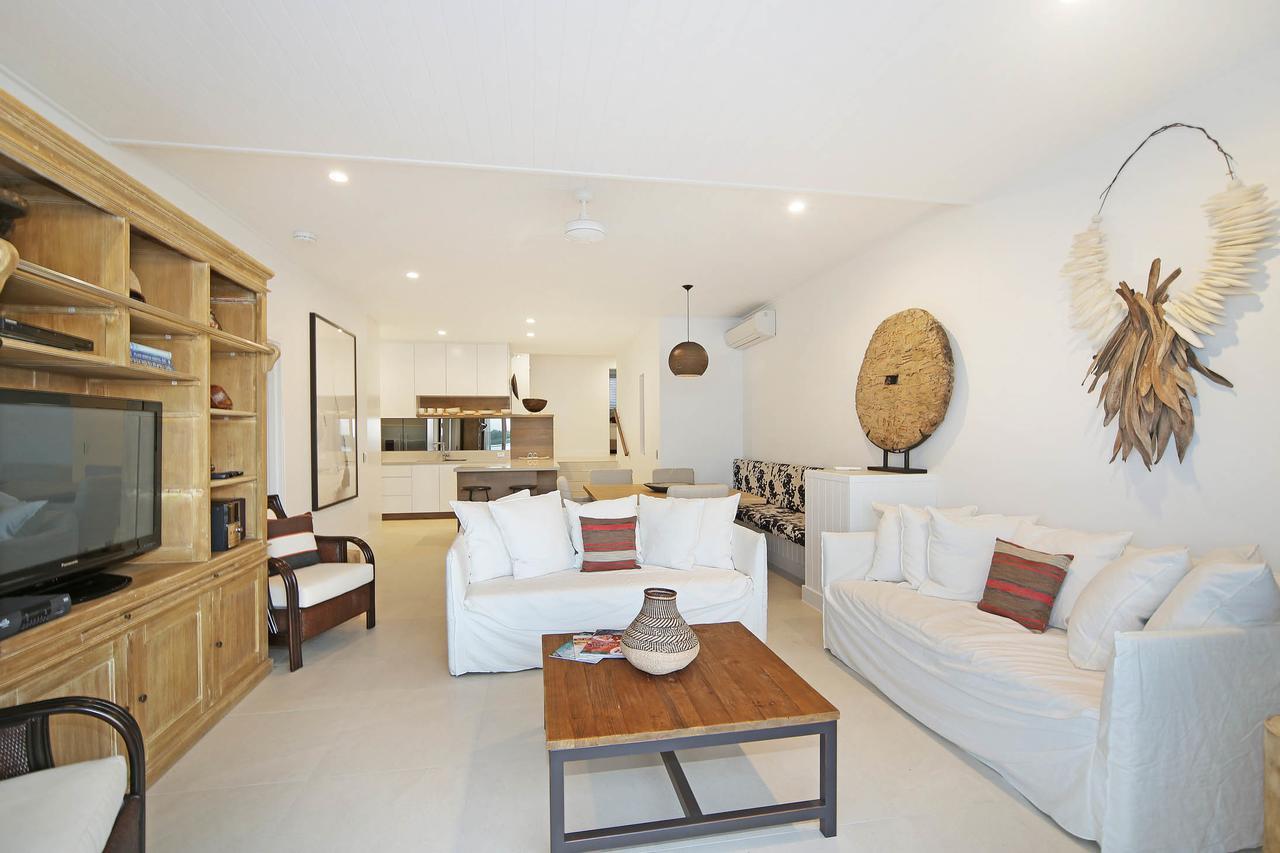 Riverfront Apartment, Perfect Location Apartment Noosaville