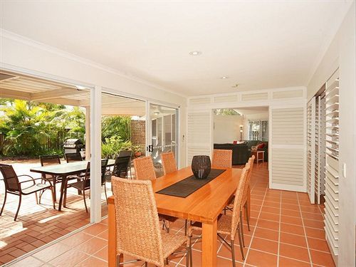 44 Cooran Court * Noosa Heads