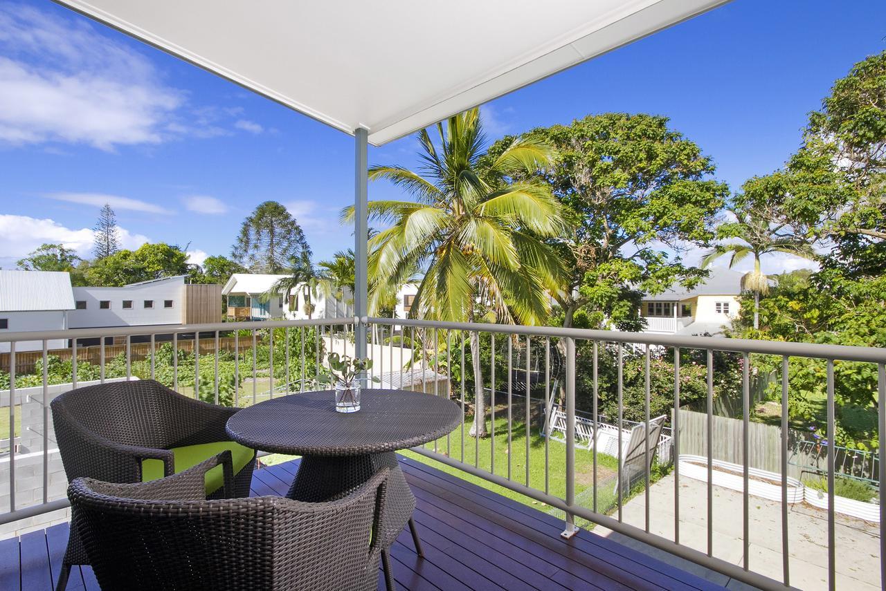 Tranquil & Modern Riverside Getaway Holiday home Noosaville
