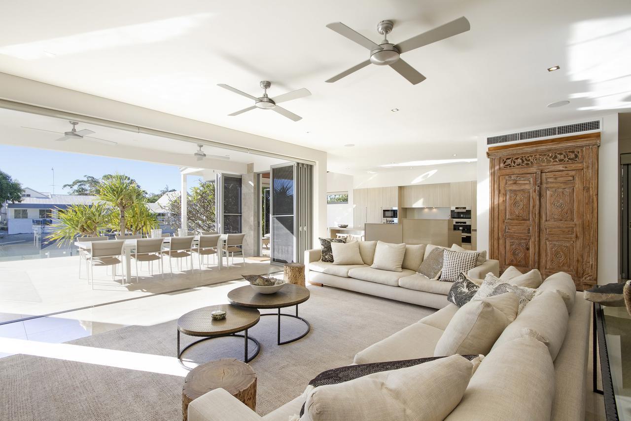 24 Mossman Court, Holiday home Noosa Heads
