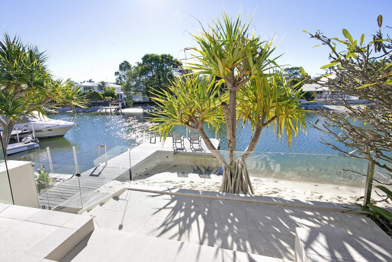 24 Mossman Court, Holiday home Noosa Heads