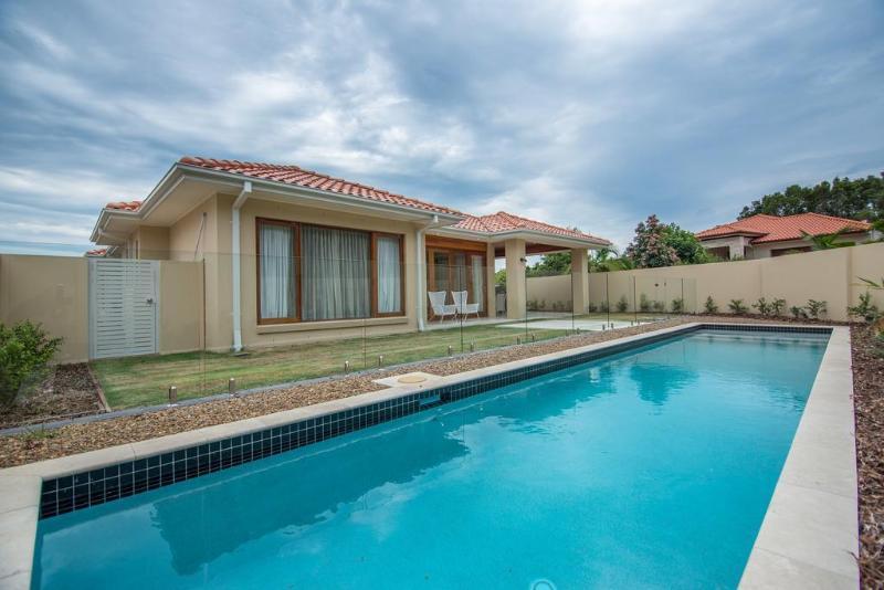 Springs Golf & 4* Noosa Heads