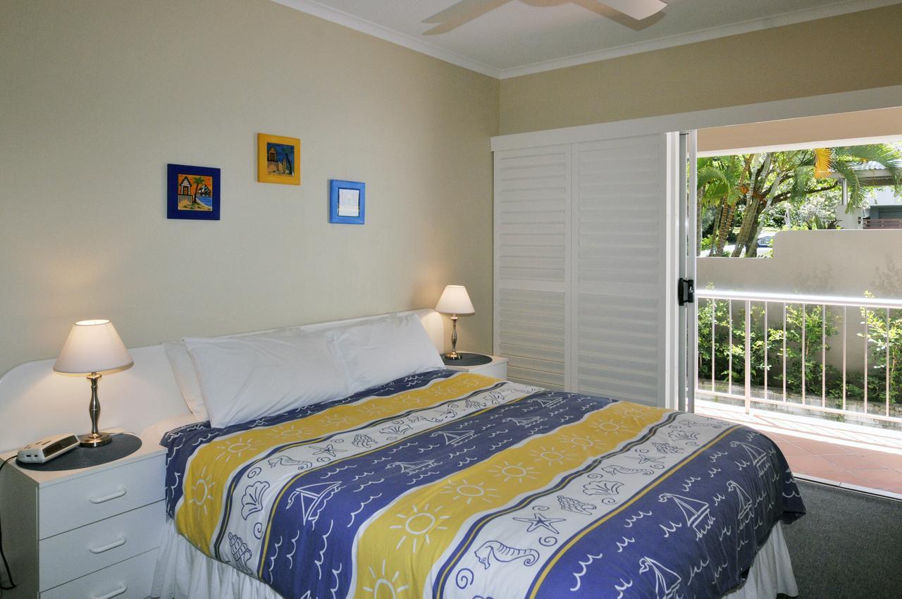 Apartment Bright & Comfortable In Quiet Location *
