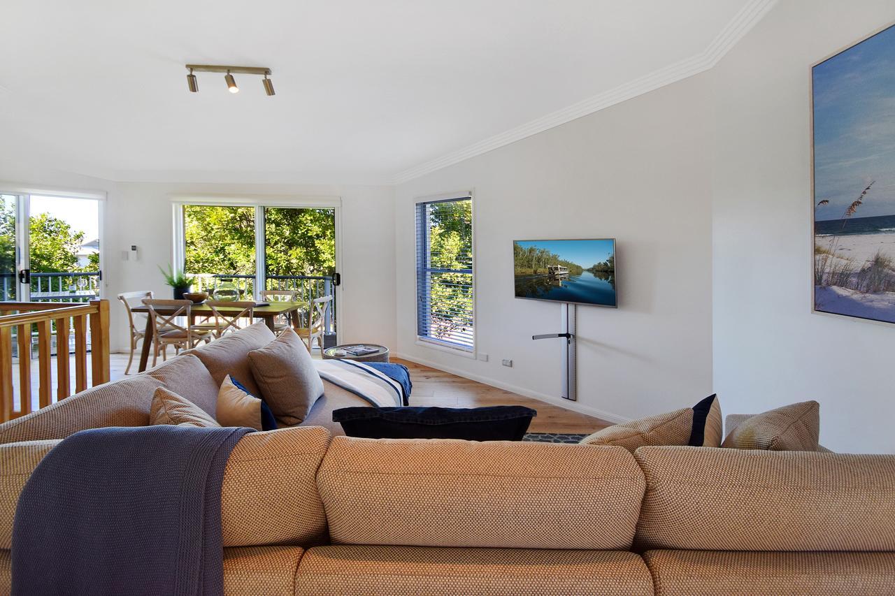 Apartment Advance Place Sunrise Beach