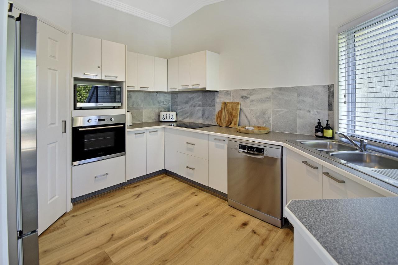 Advance Place Apartment