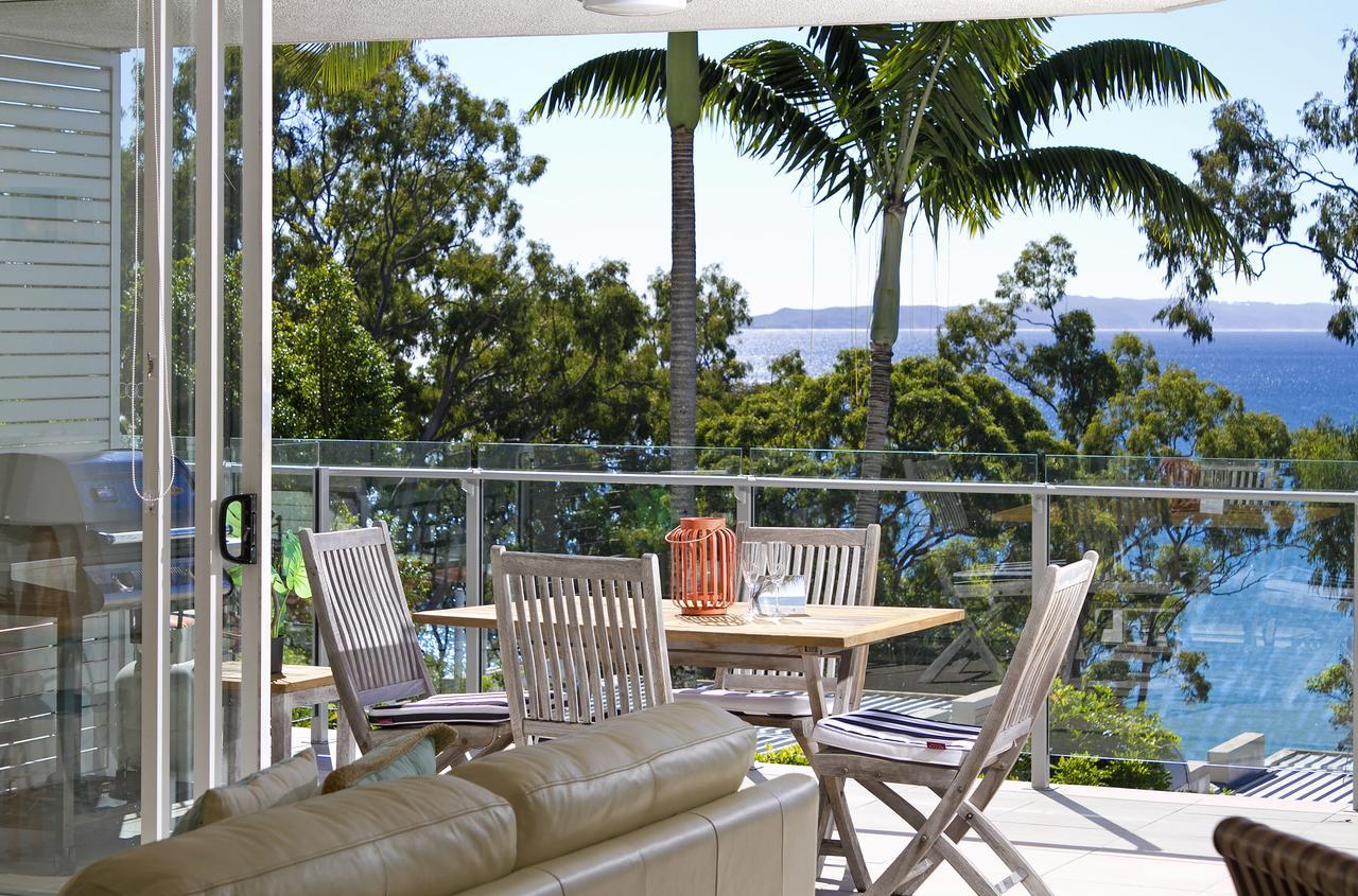 Courtyard Charm, Ocean Views, Little Cove * Noosa Heads