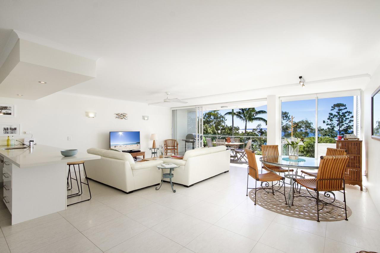 Courtyard Charm, Ocean Views, Little Cove * Noosa Heads